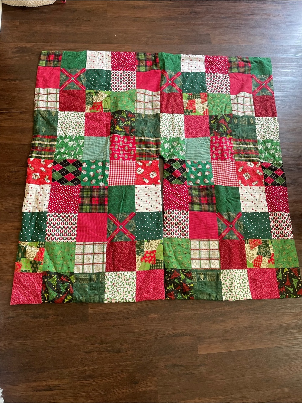 VTG Handmade Patchwork Quilted Christmas Tree Square Skirt Holidays 58x58”